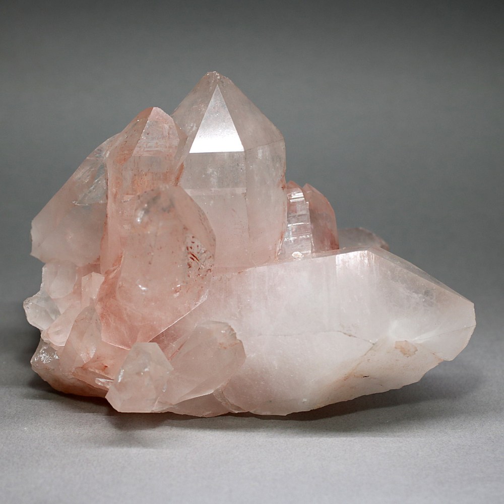 ピンク 水晶  約2.6kg  おまけ付 天然石 パワーストーン クラスター