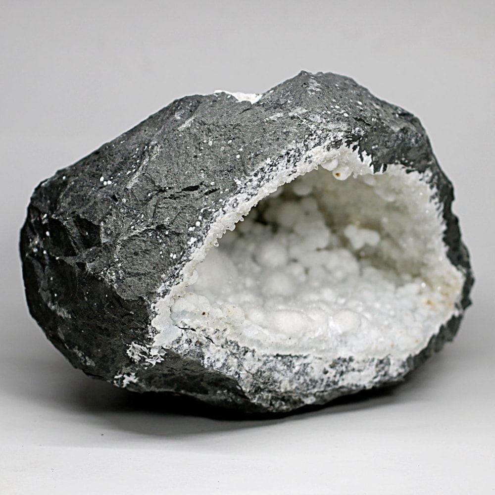 高品質]インド産オケナイト原石/ジオードタイプ（オーケン石）(OKEN 