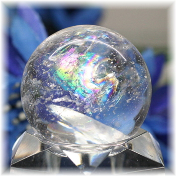 レインボー水晶（アイリスクォーツ）丸玉（スフィア） | 天然石